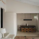 Aire House